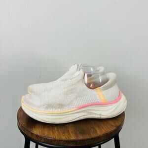 Skechers Ultra Flex 3.0 White Slip On Shoes Women’s Size 9